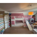Etagenbett mit Treppe und Rutsche in Österreich Graz